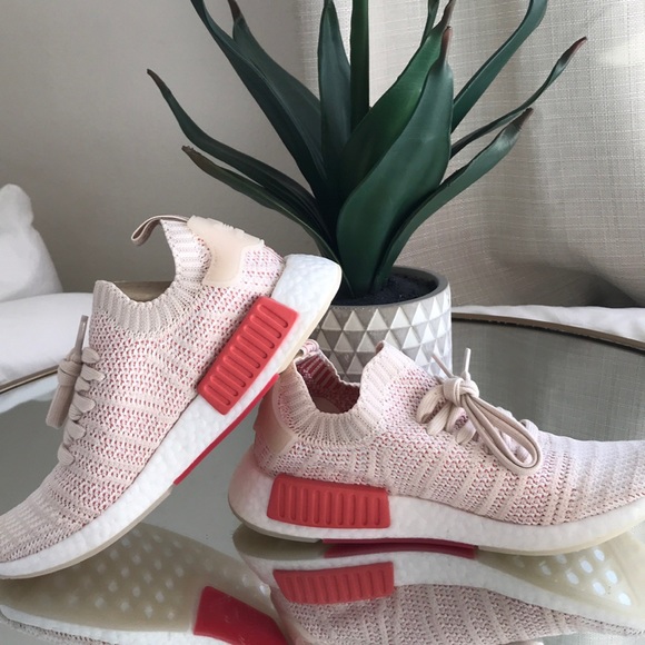 Adidas Women’s NMD R1 STLT PK - Picture 4 of 5